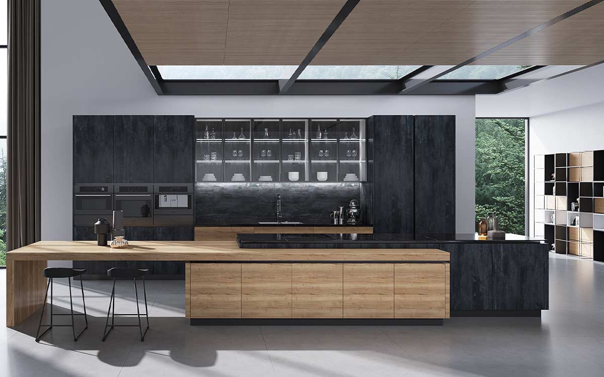 Design and execution of a large kitchen cabinet